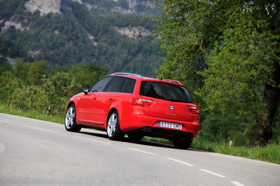  Seat Exeo ST 2009 года  (фото 95 из 203)